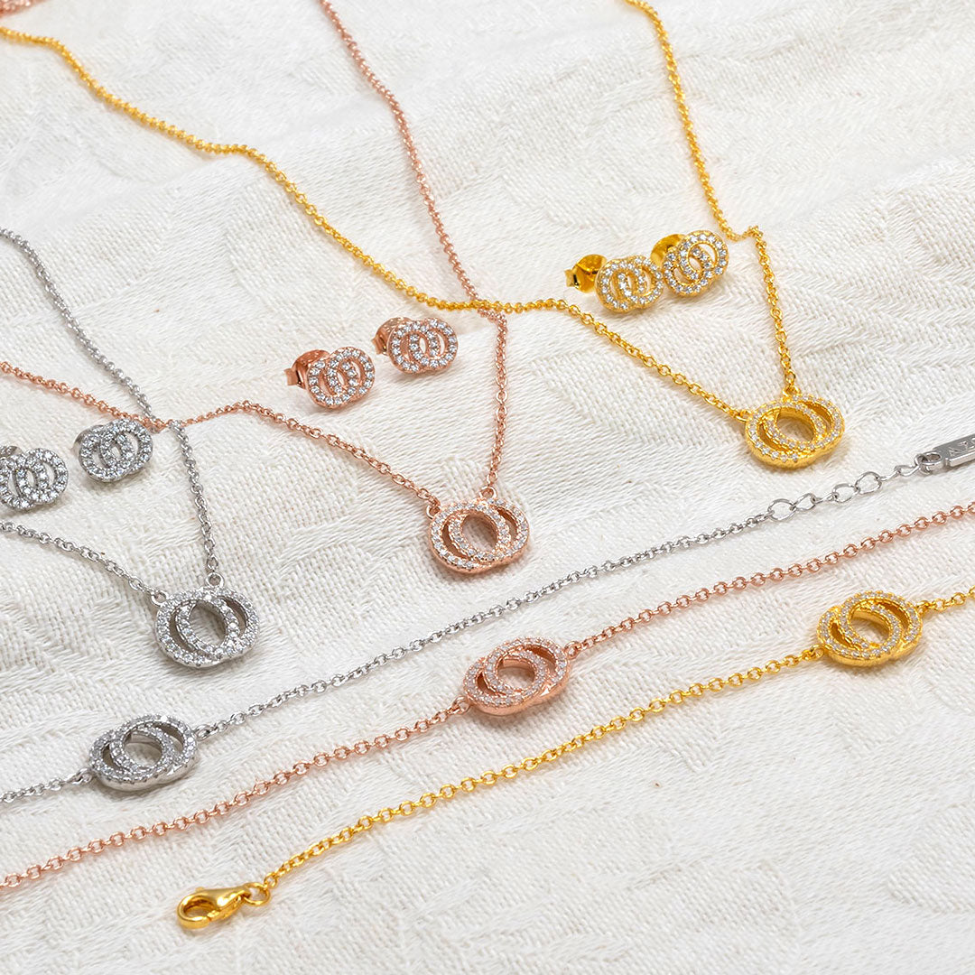 Interlocking Circles