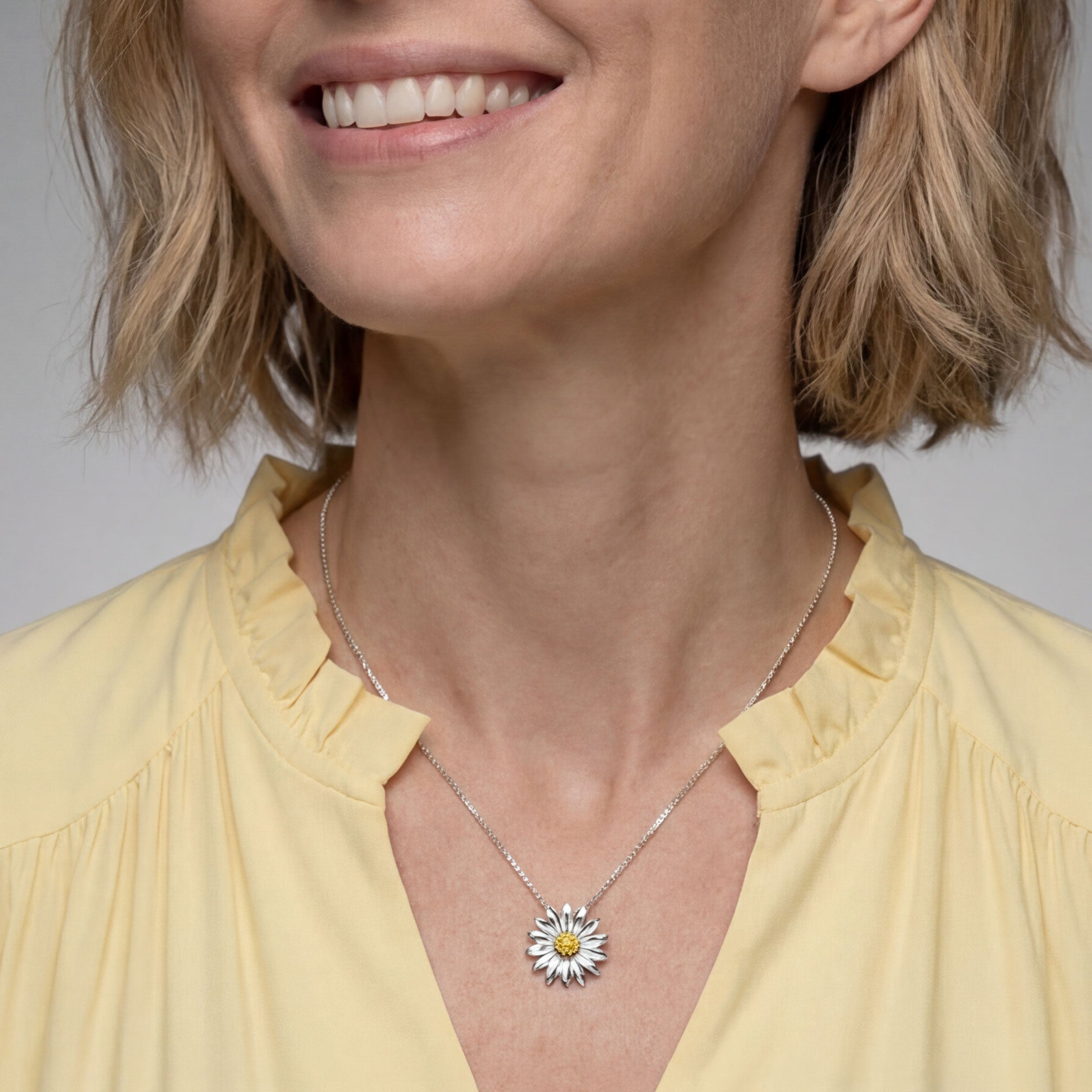 Daisy April Birthday Flower Pendant