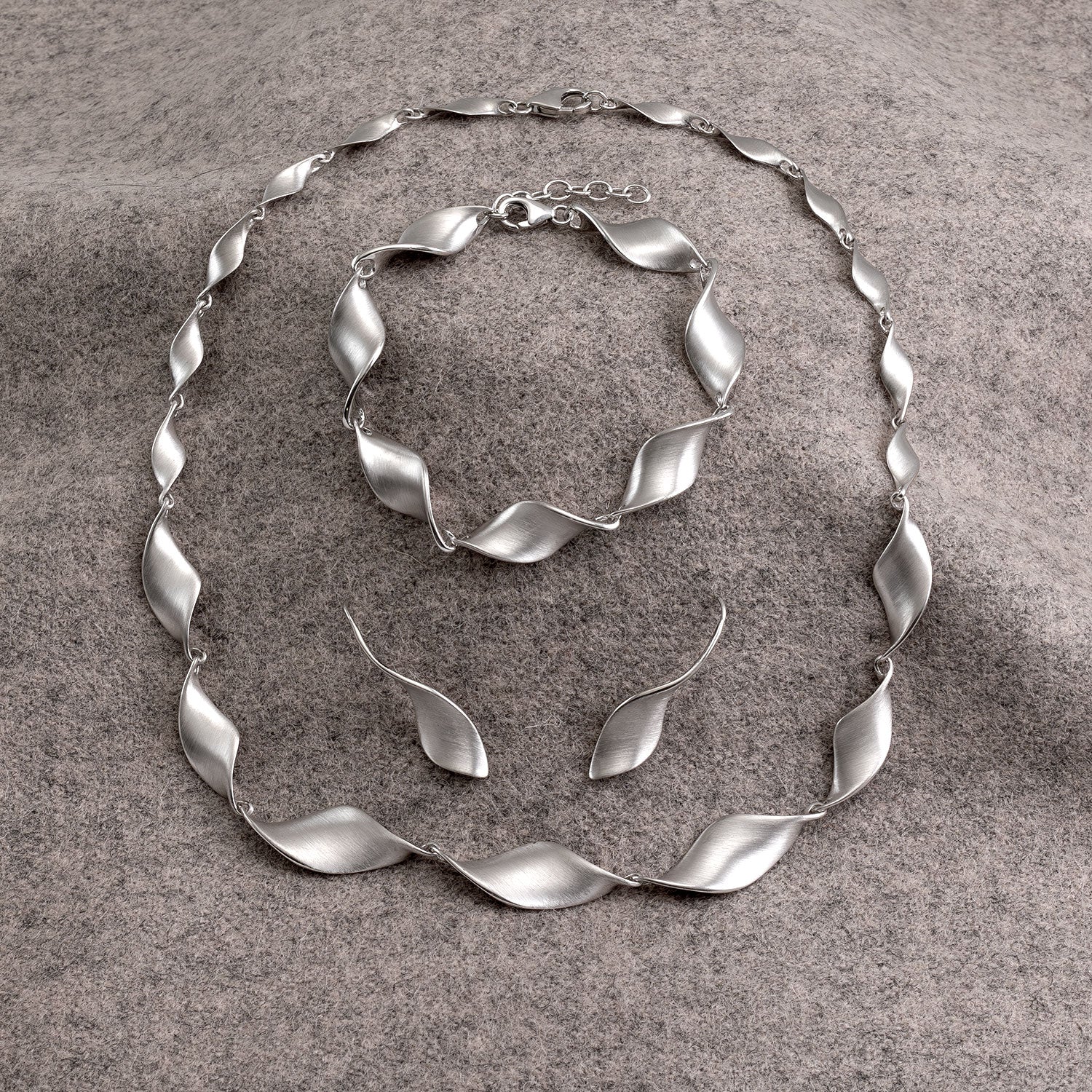 Silver Satin Twist Necklace