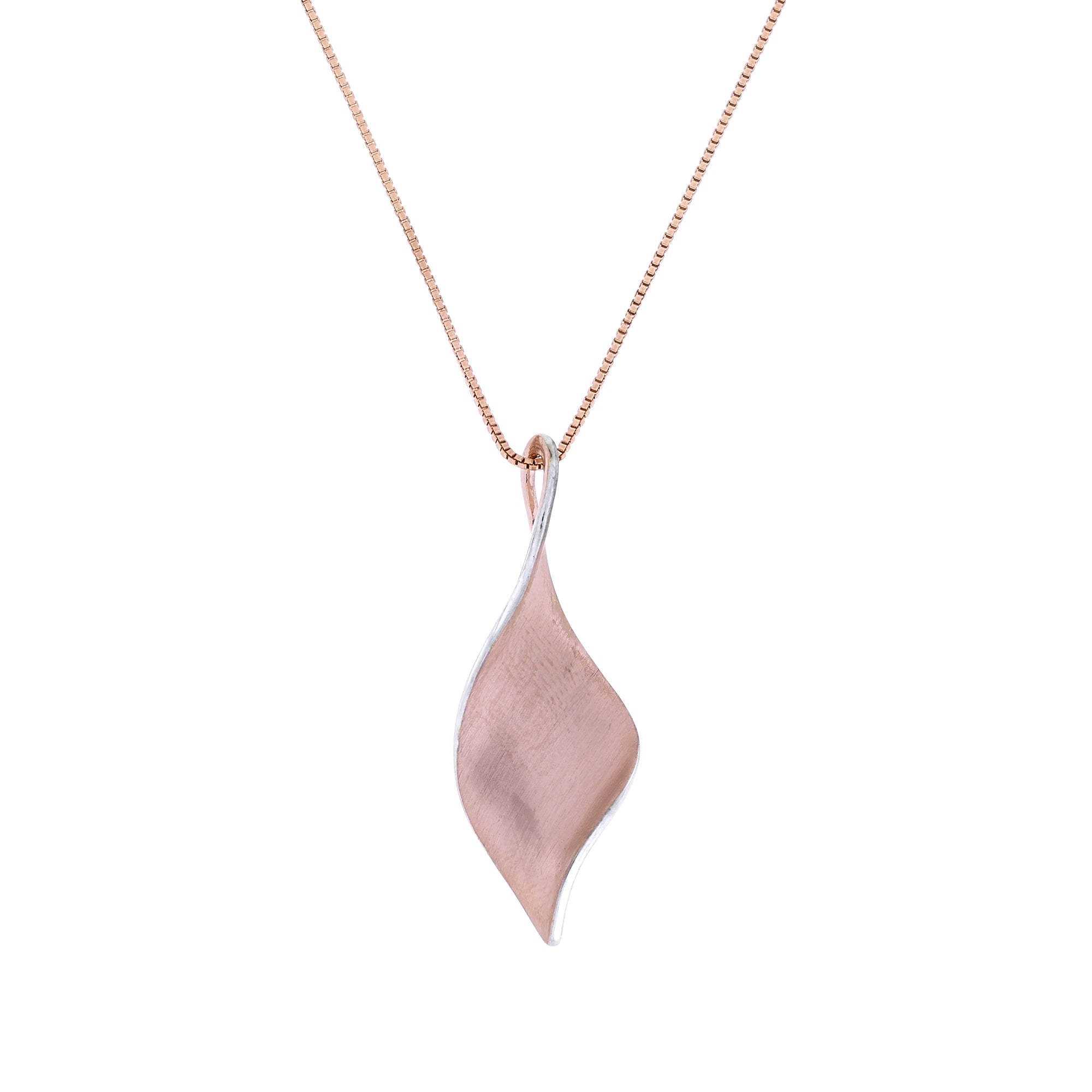 A rose gold vermeil pendant with a smooth satin effect, attached to a chain necklace.