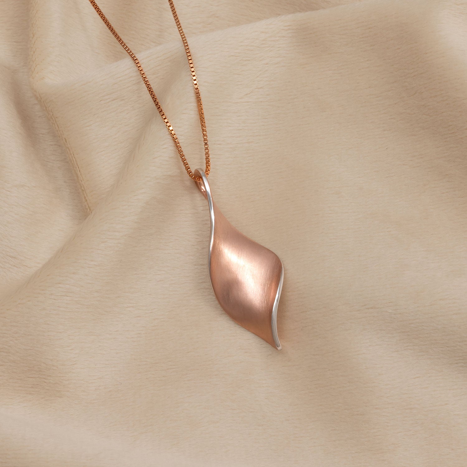 Rose Gold Vermeil Twist Pendant