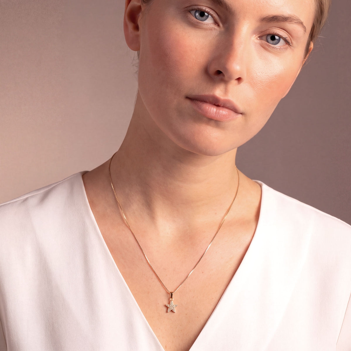 Little Pavé Star Pendant - Yellow Gold Vermeil