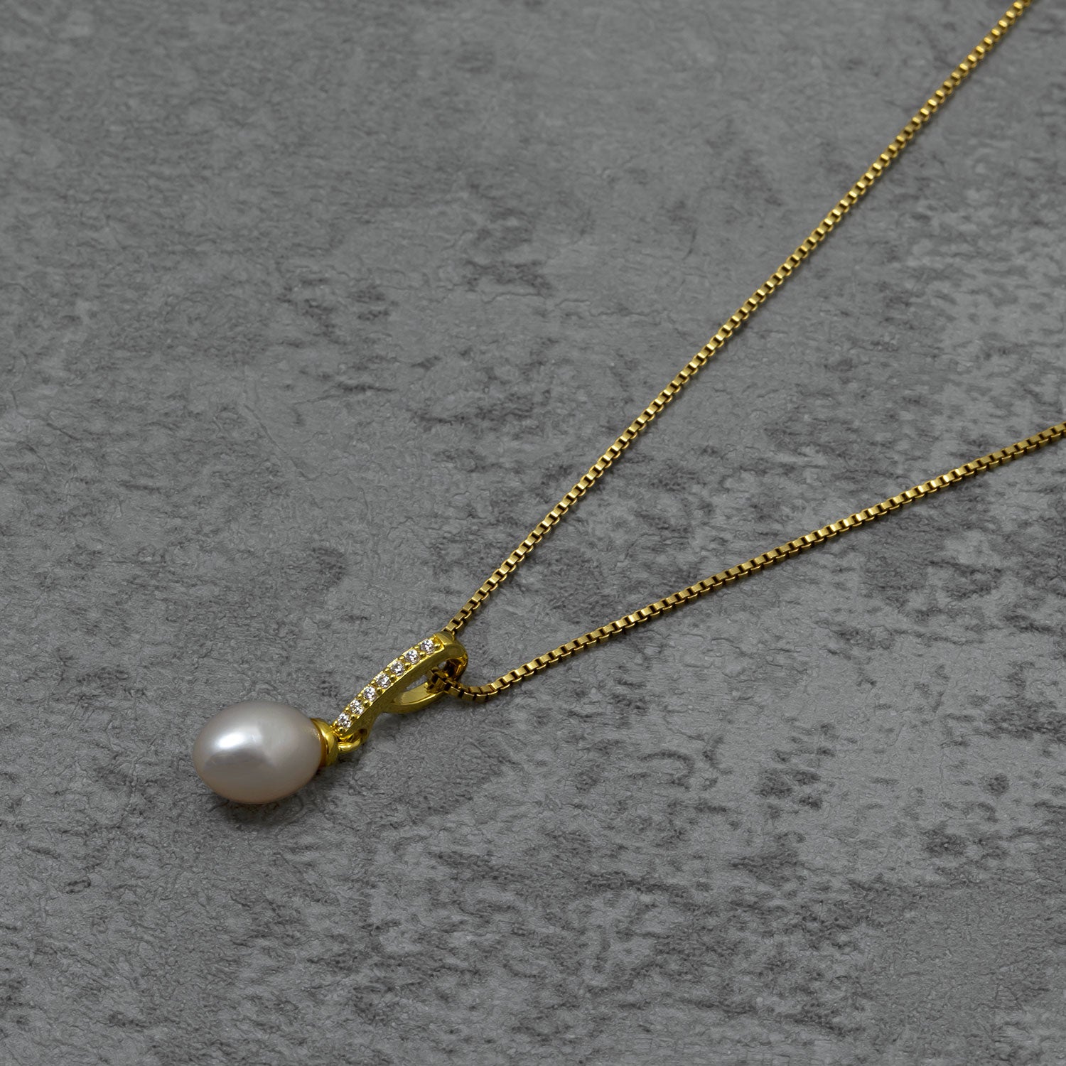 Gold Vermeil & Pavé Oval Pearl Pendant