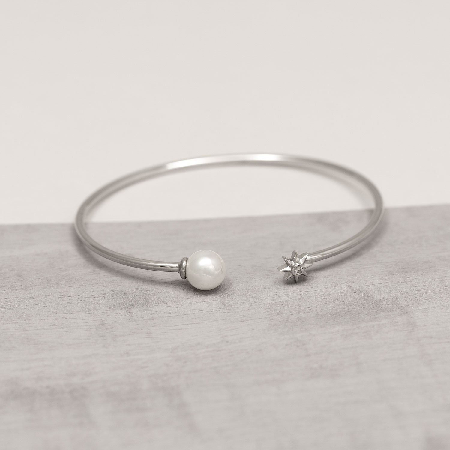 Silver Shell Pearl & Star Flexi Cuff Bangle