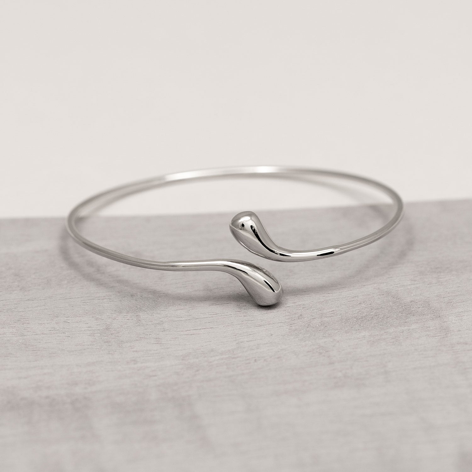 Flexi Dunes Droplet Cuff