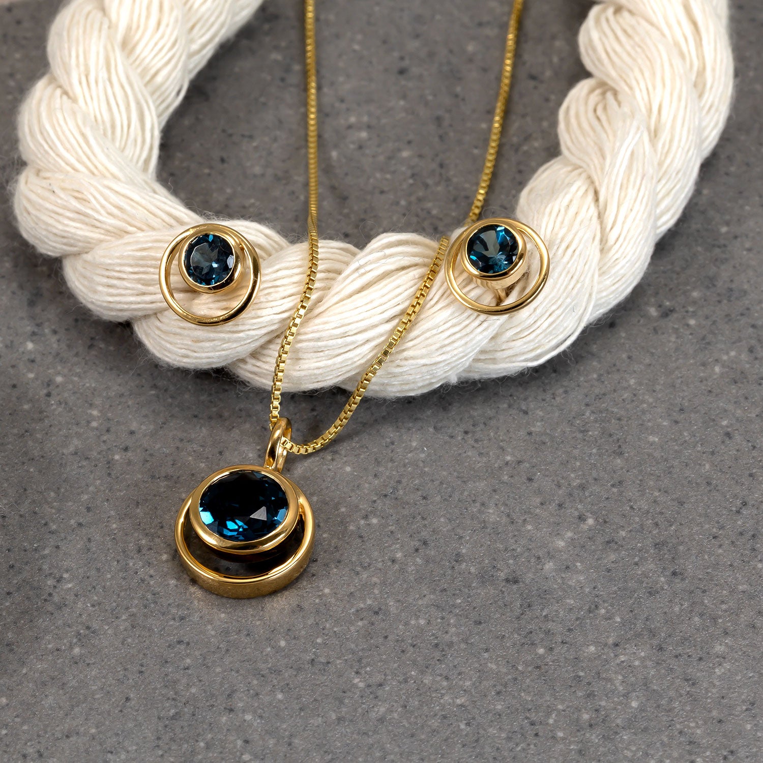 Gold Vermeil & London Blue Topaz Circles Pendant