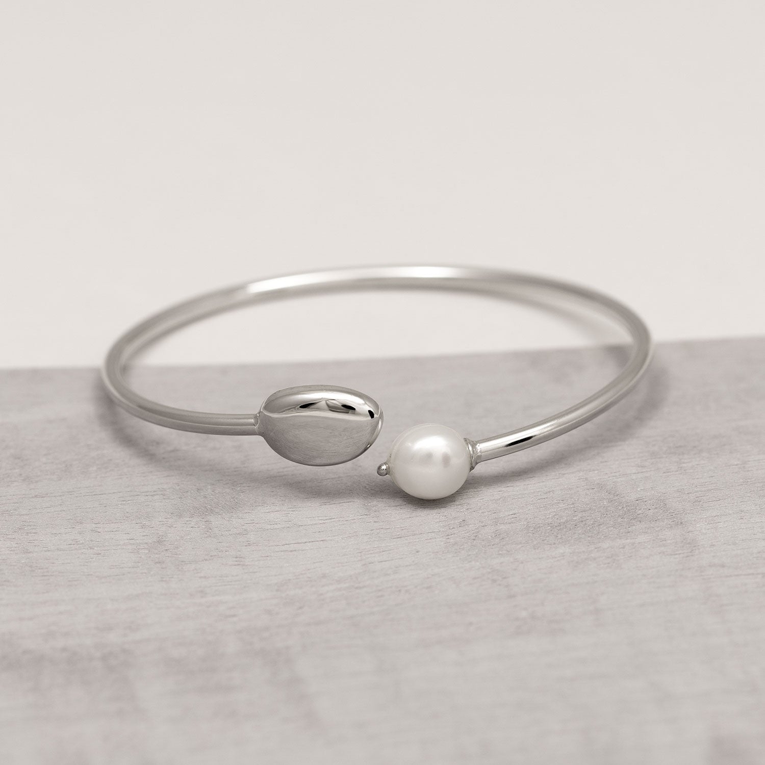 Sterling Silver, Pebble and Freshwater Baroque Pearl Flexi Bangle
