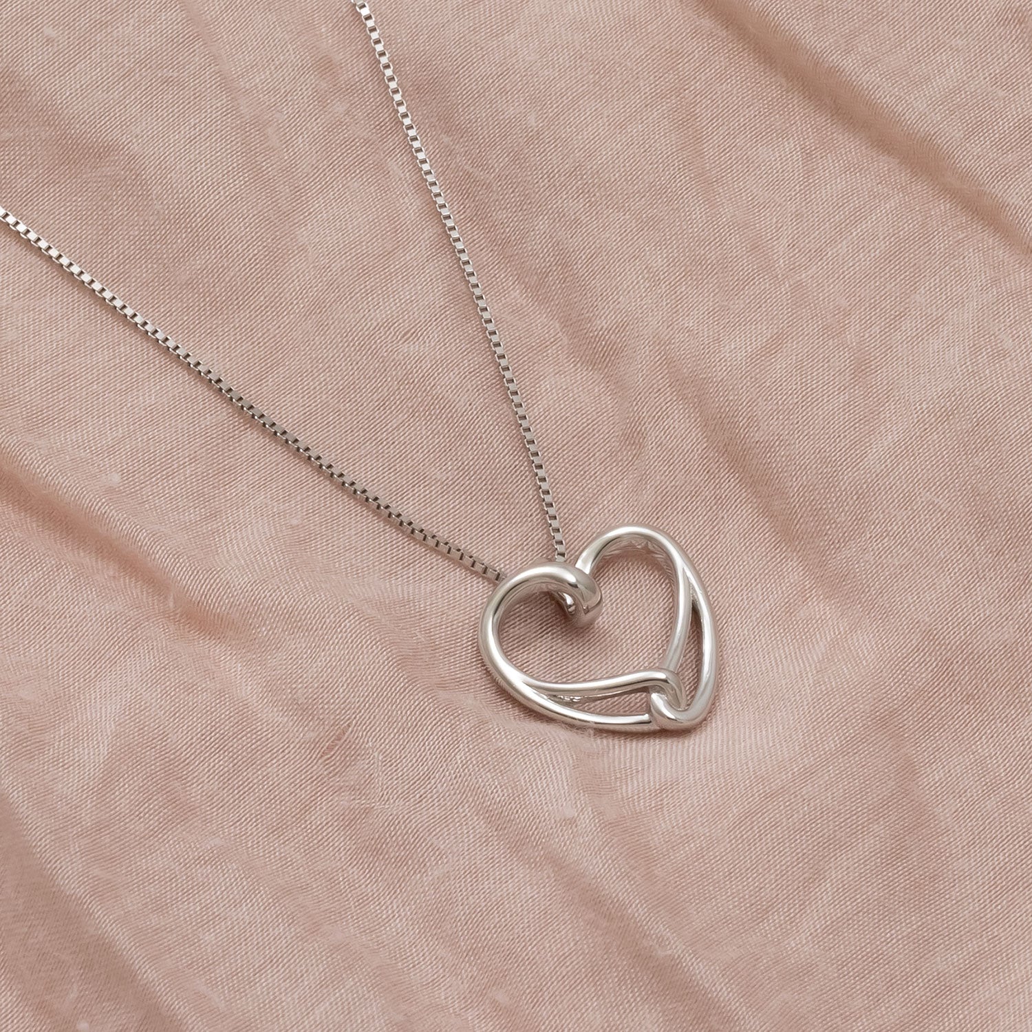 Silver Intertwined Heart Pendant