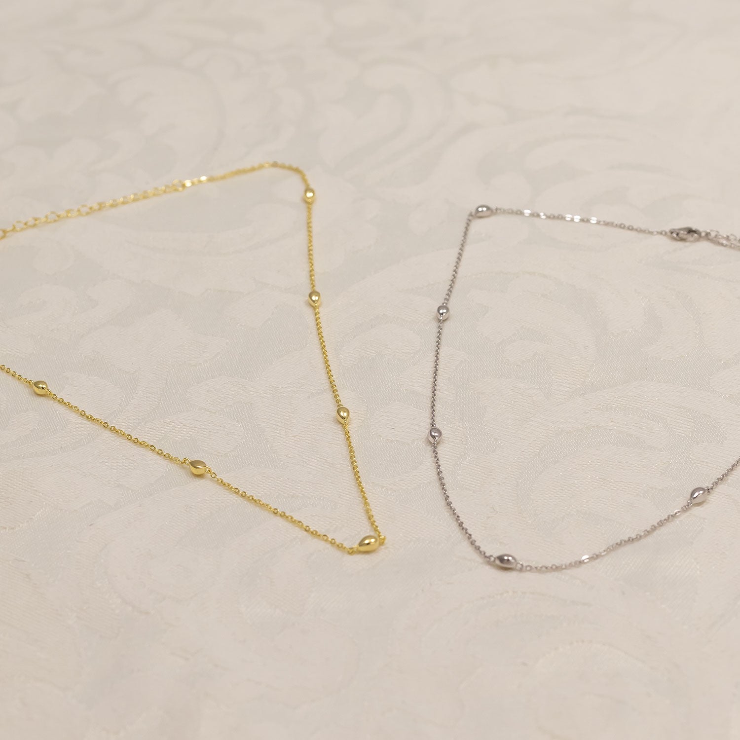 Cloudburst Scattered Raindrops Necklace