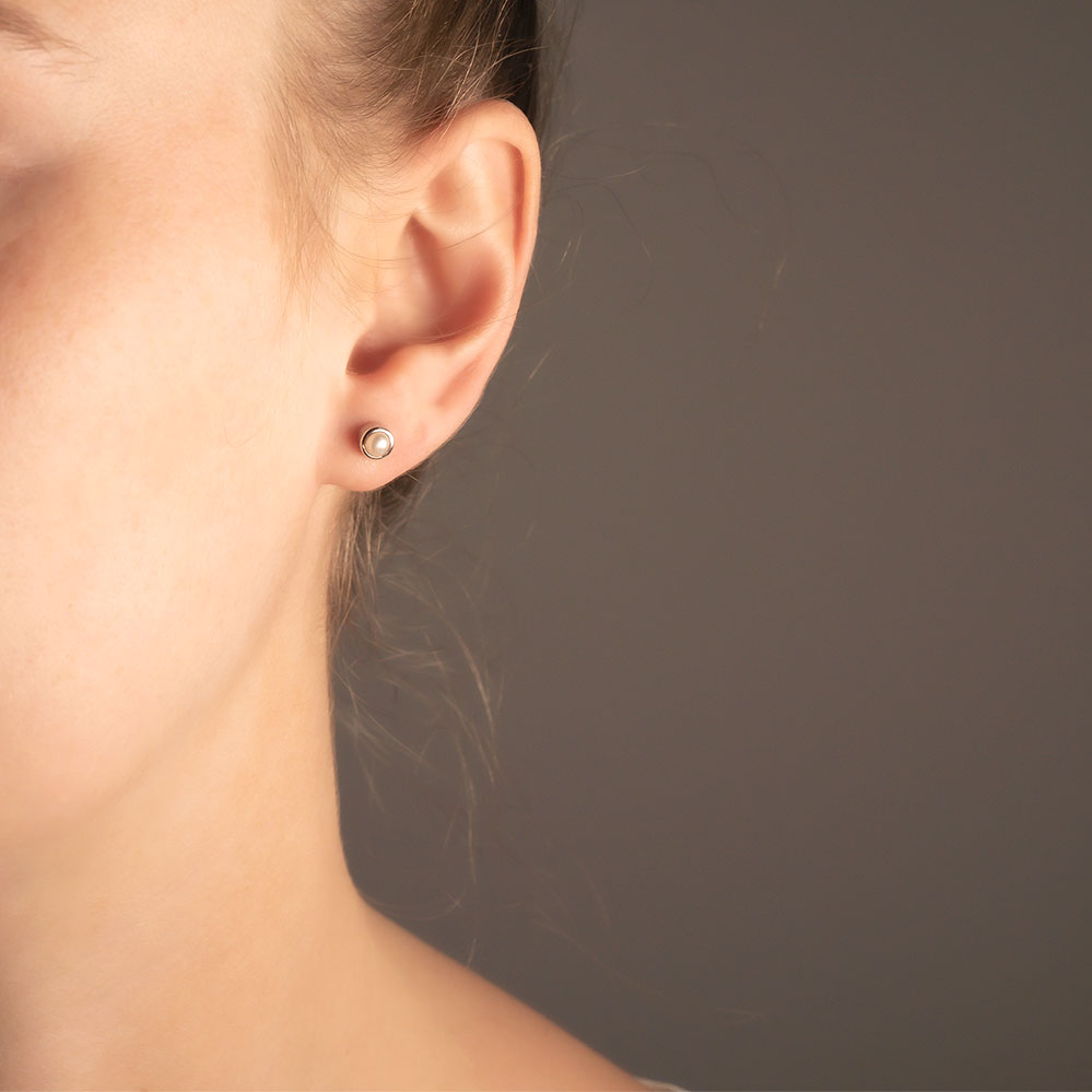 June Birthstone Earrings - Freshwater Pearl