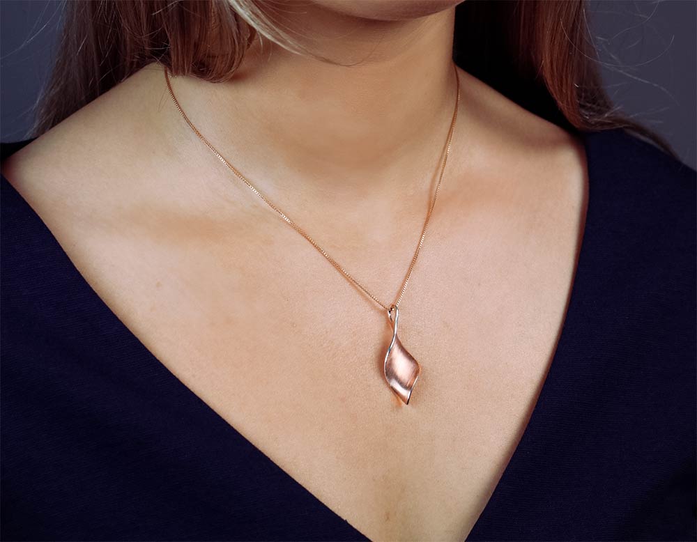 Rose Gold Vermeil Twist Pendant