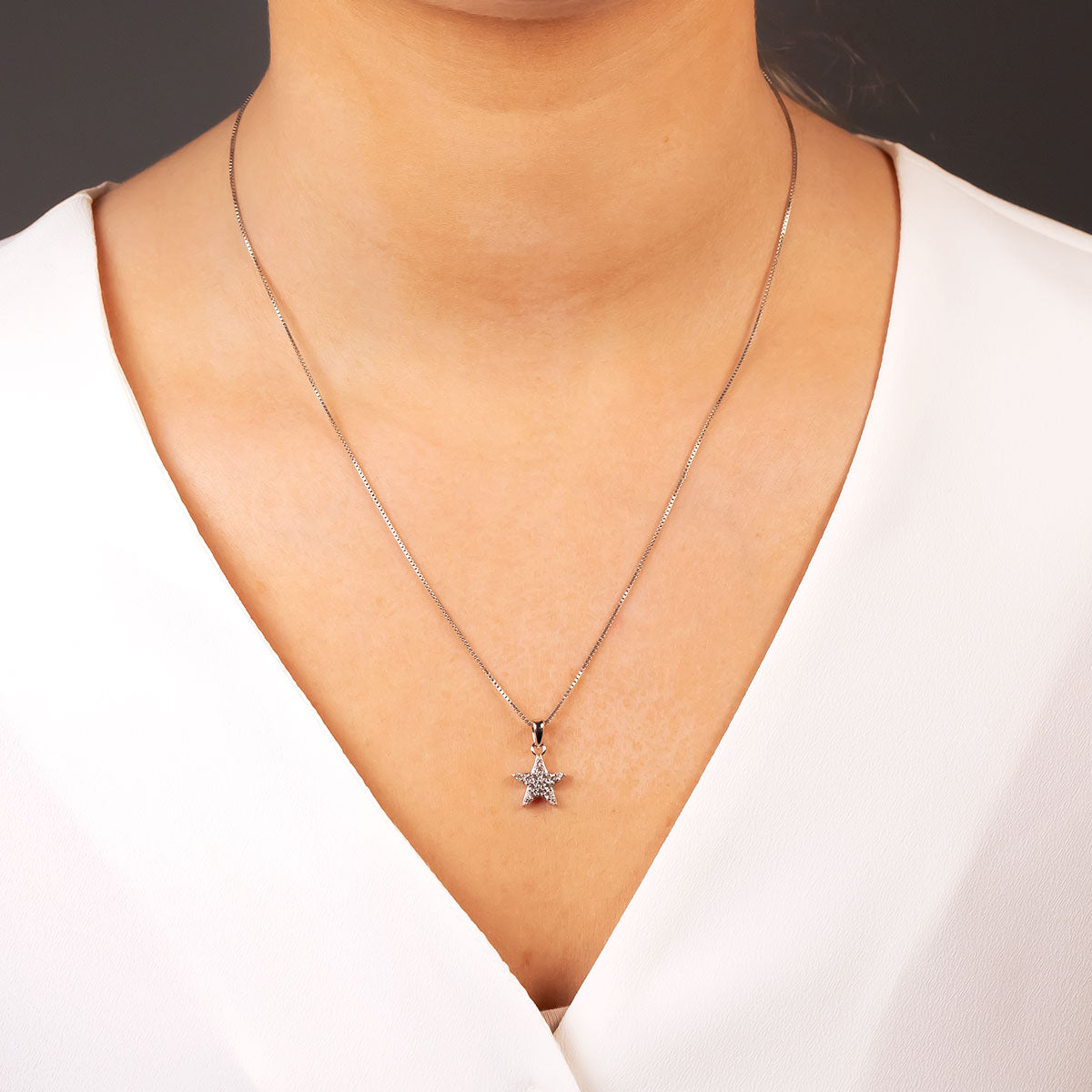 Little Pavé Star Pendant - Silver