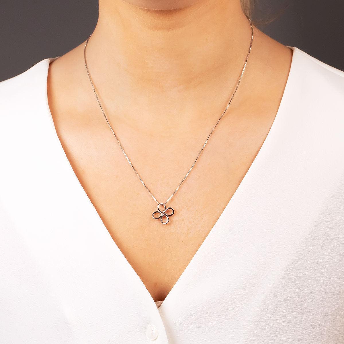 Silver True Lover's Knot Pendant