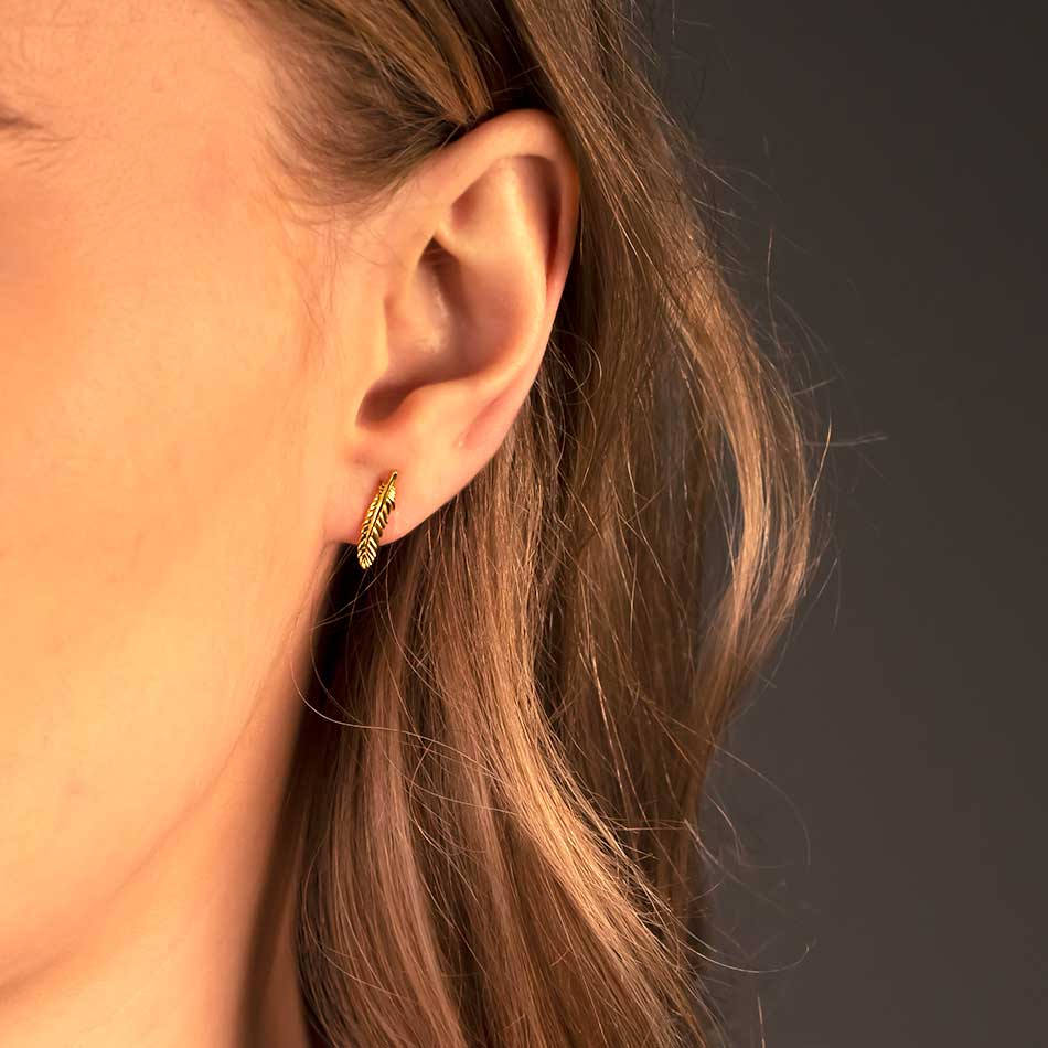 Curving Single Feather Stud Earrings - Yellow Gold Vermeil