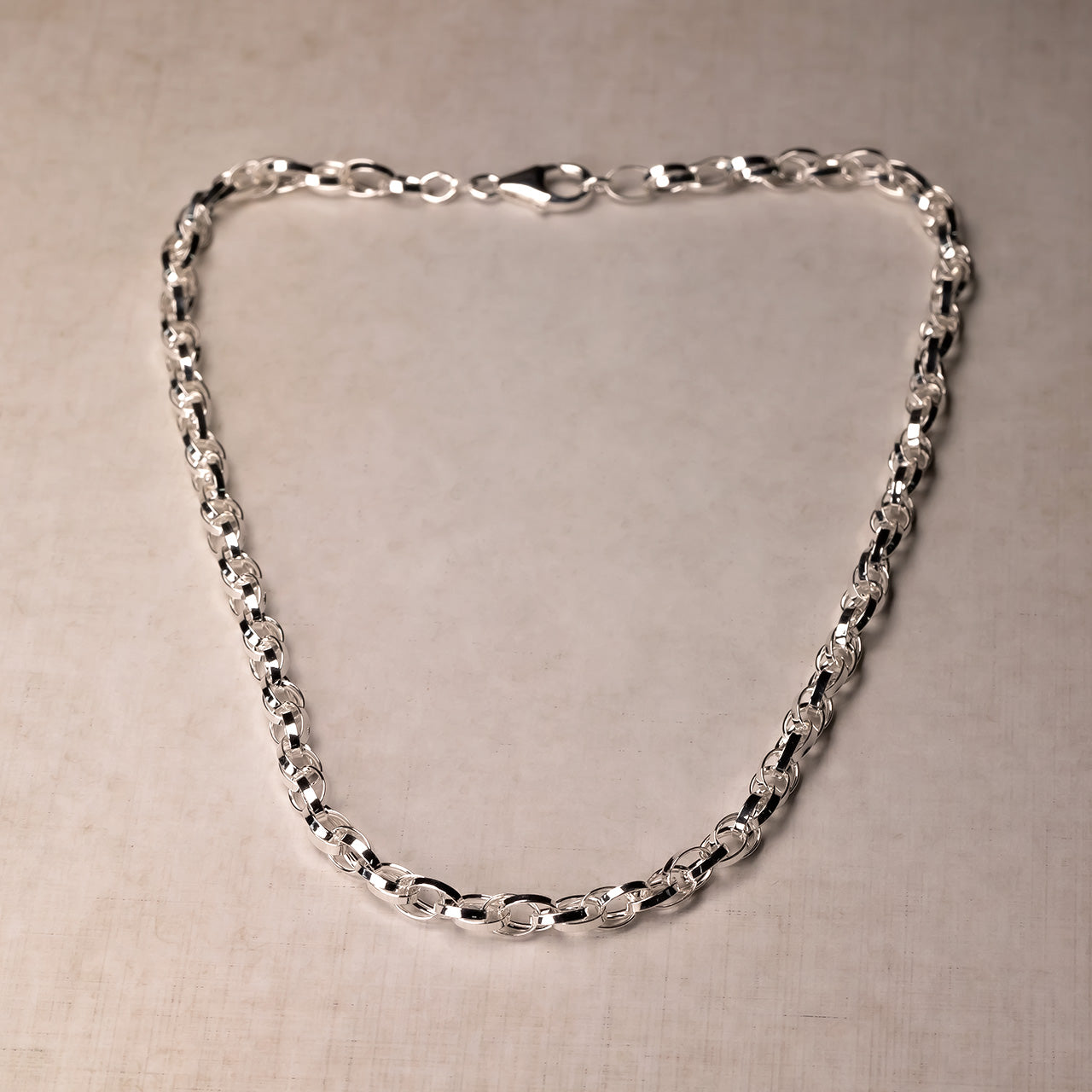 Twisted Double Links Necklace