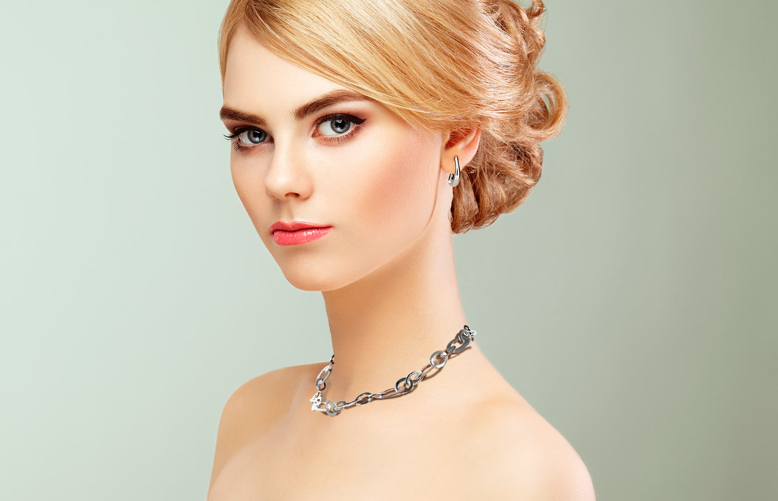 Timeless Large Link Silver Necklace