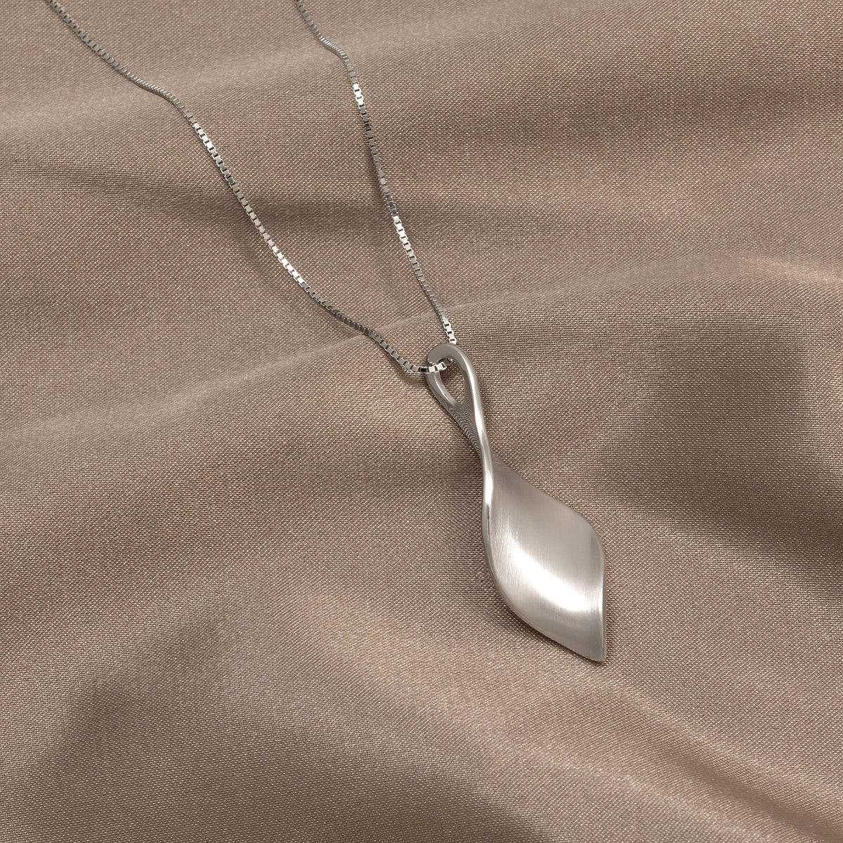 Silver Twist Pendant