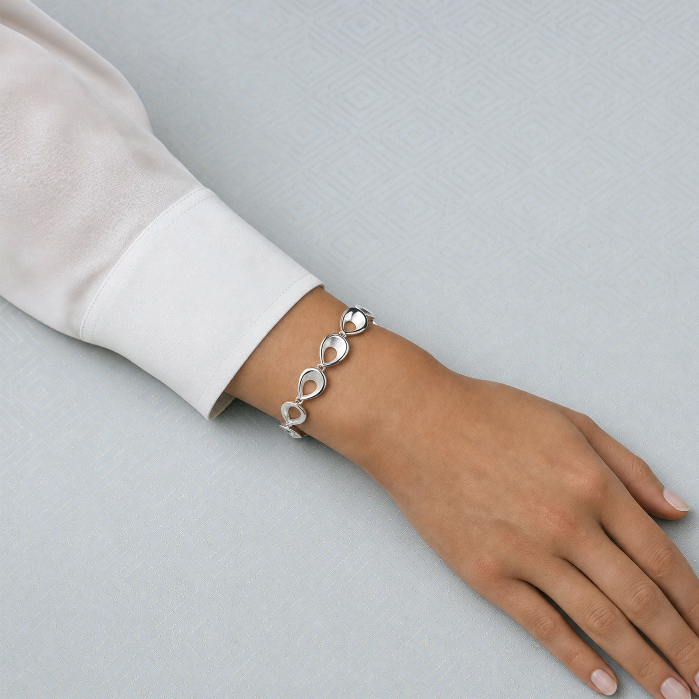 Silver Teardrops Bracelet