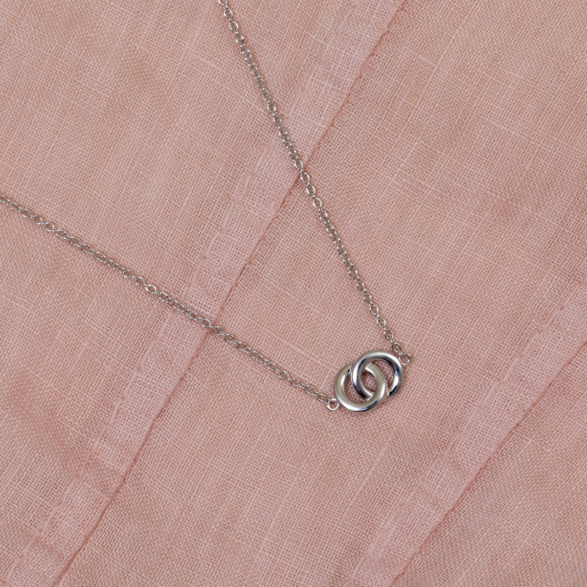 Interlocking Circles Necklace