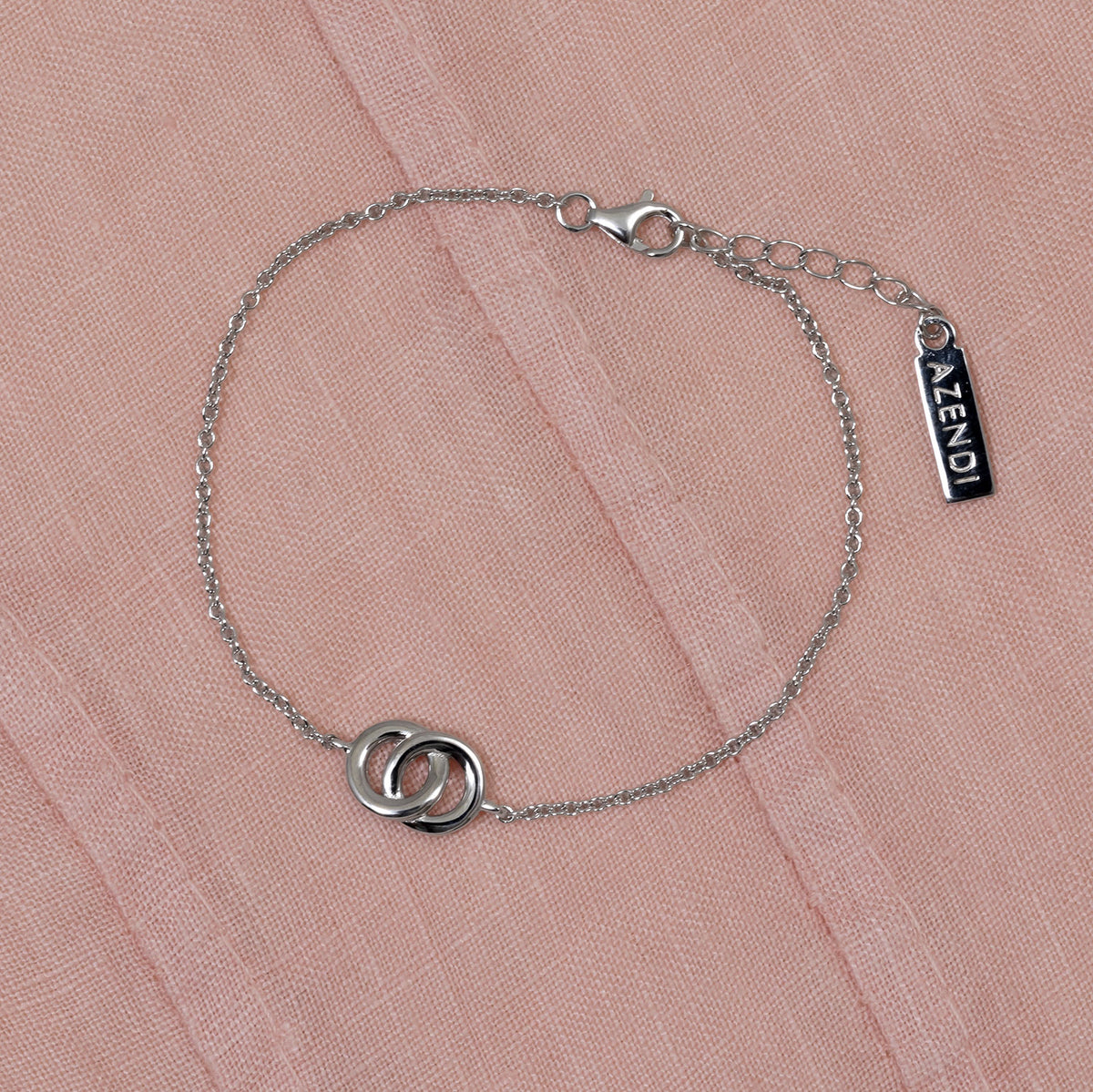 Interlocking Circles Friendship Bracelet