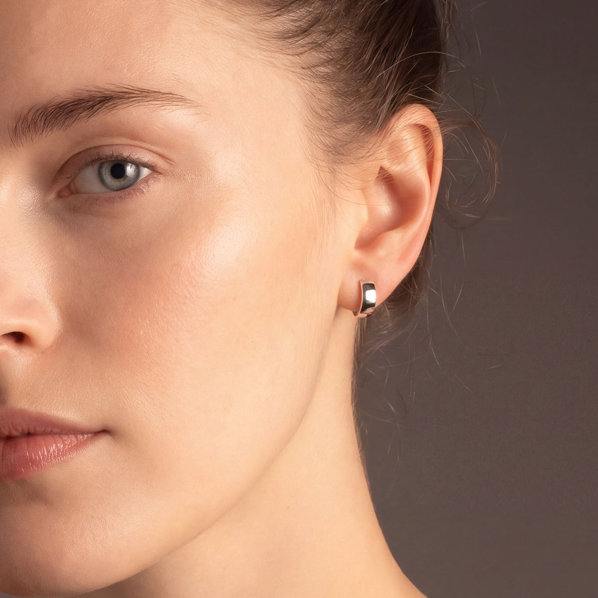 Hinge Hoop Earrings - Small Wide