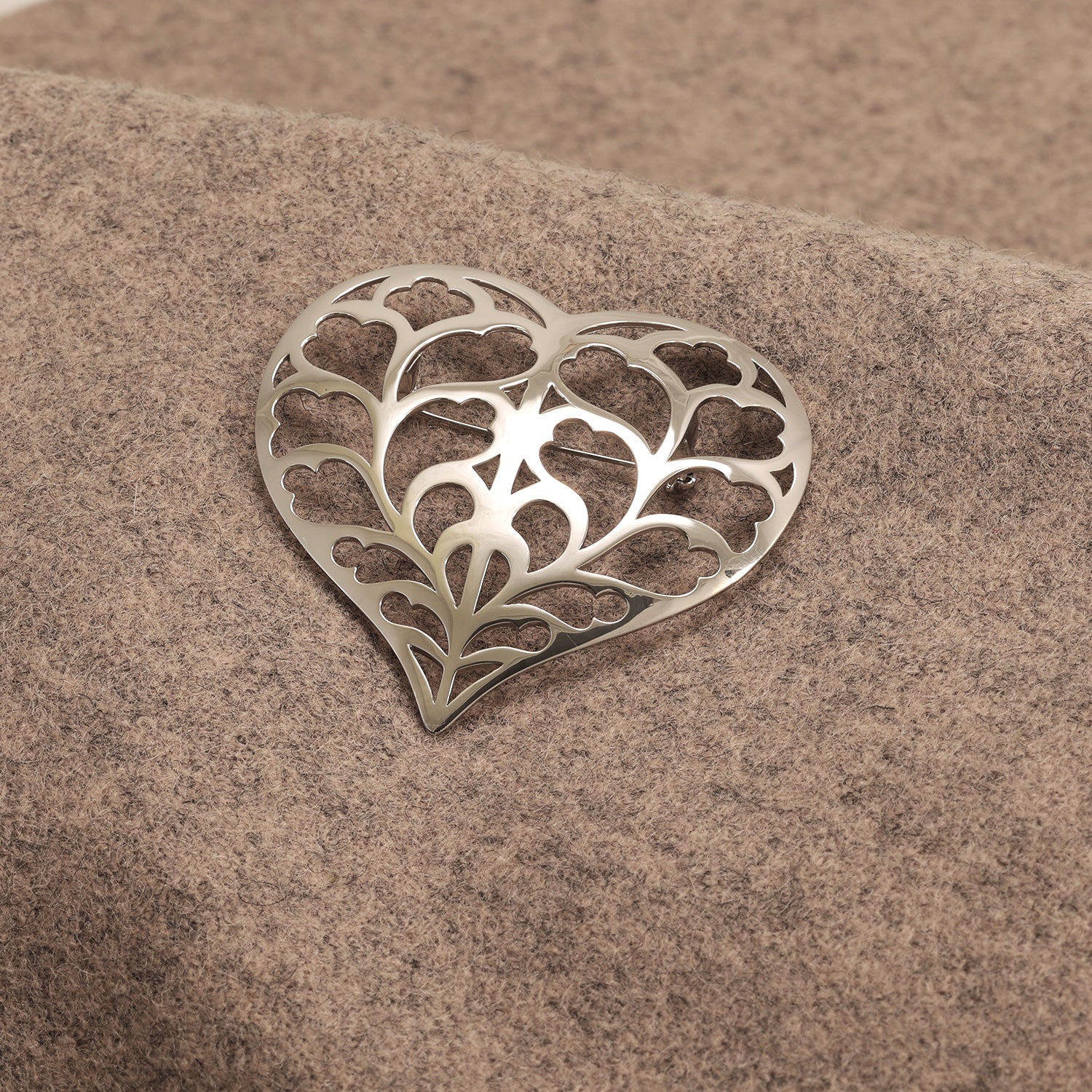 Silver Heart of Yorkshire Brooch - Large