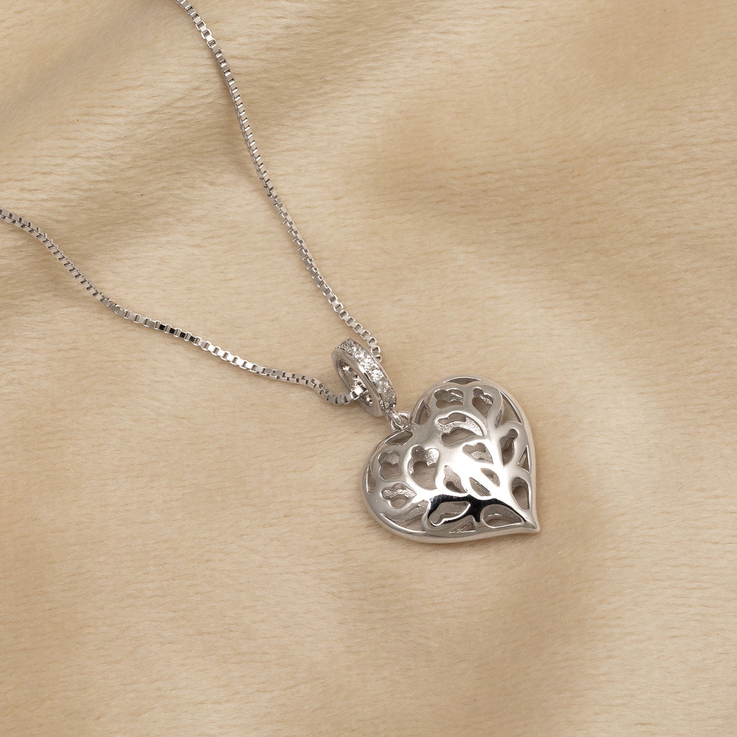 Silver Heart of Yorkshire Lapel Pin - Azendi