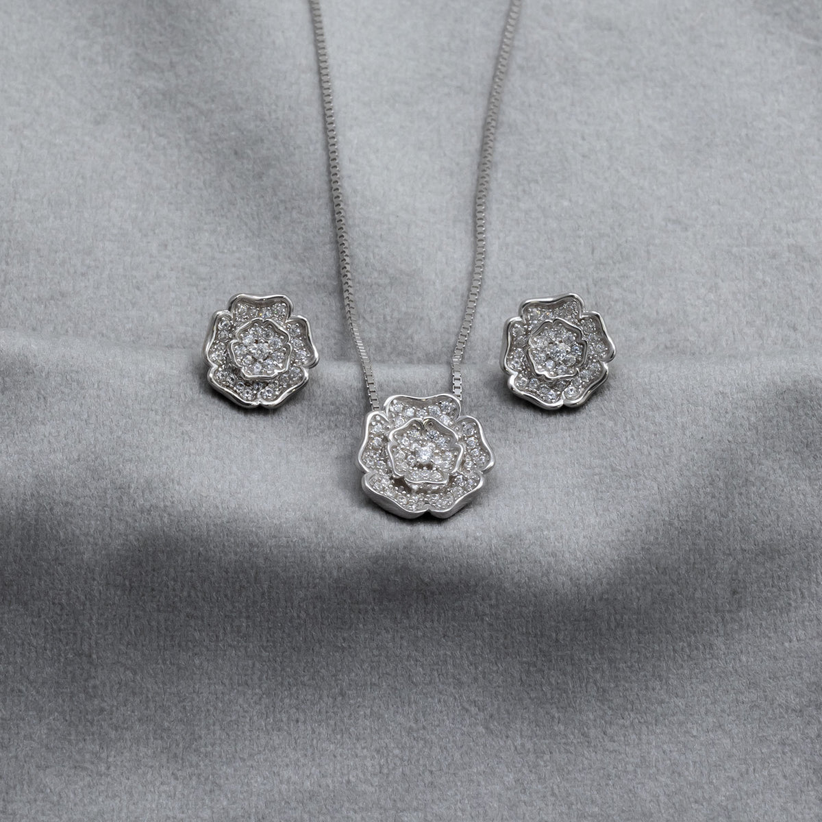Sterling Silver Yorkshire Rose Necklace - Pavé
