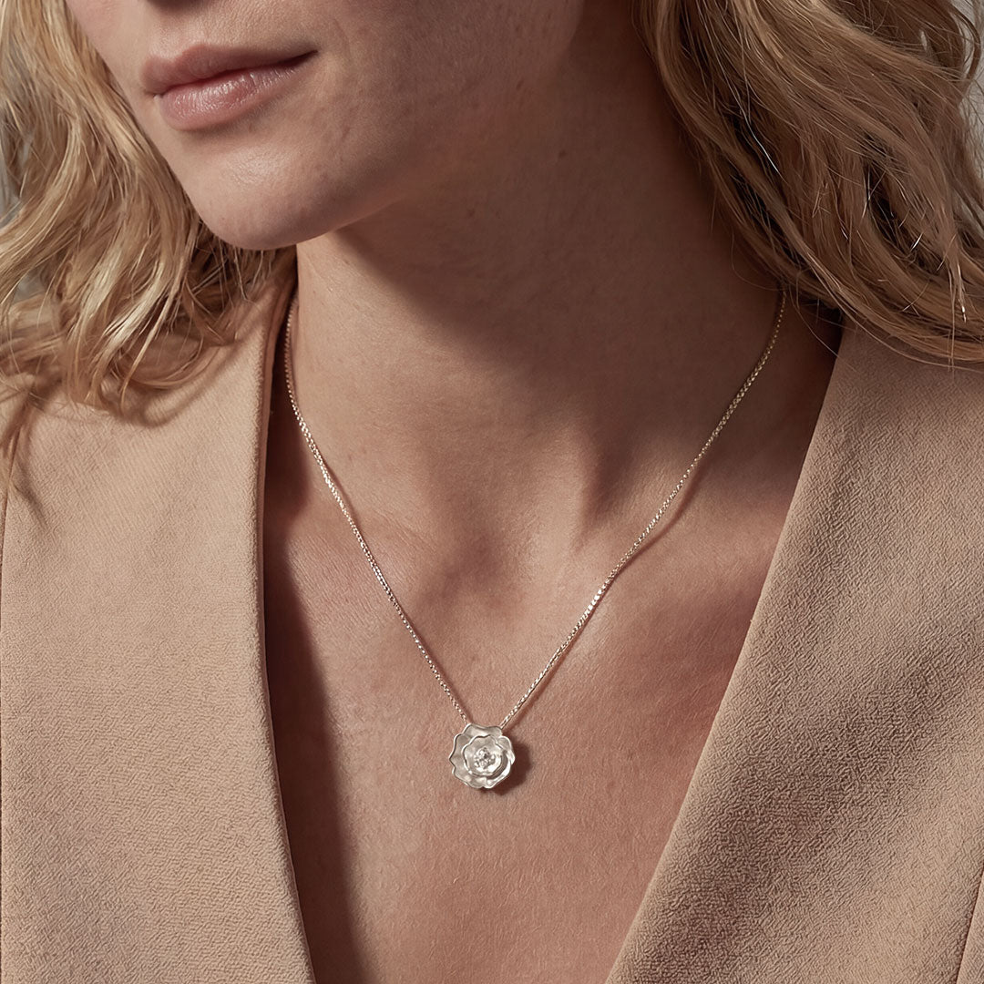 Sterling Silver Yorkshire Rose Necklace - Frosted