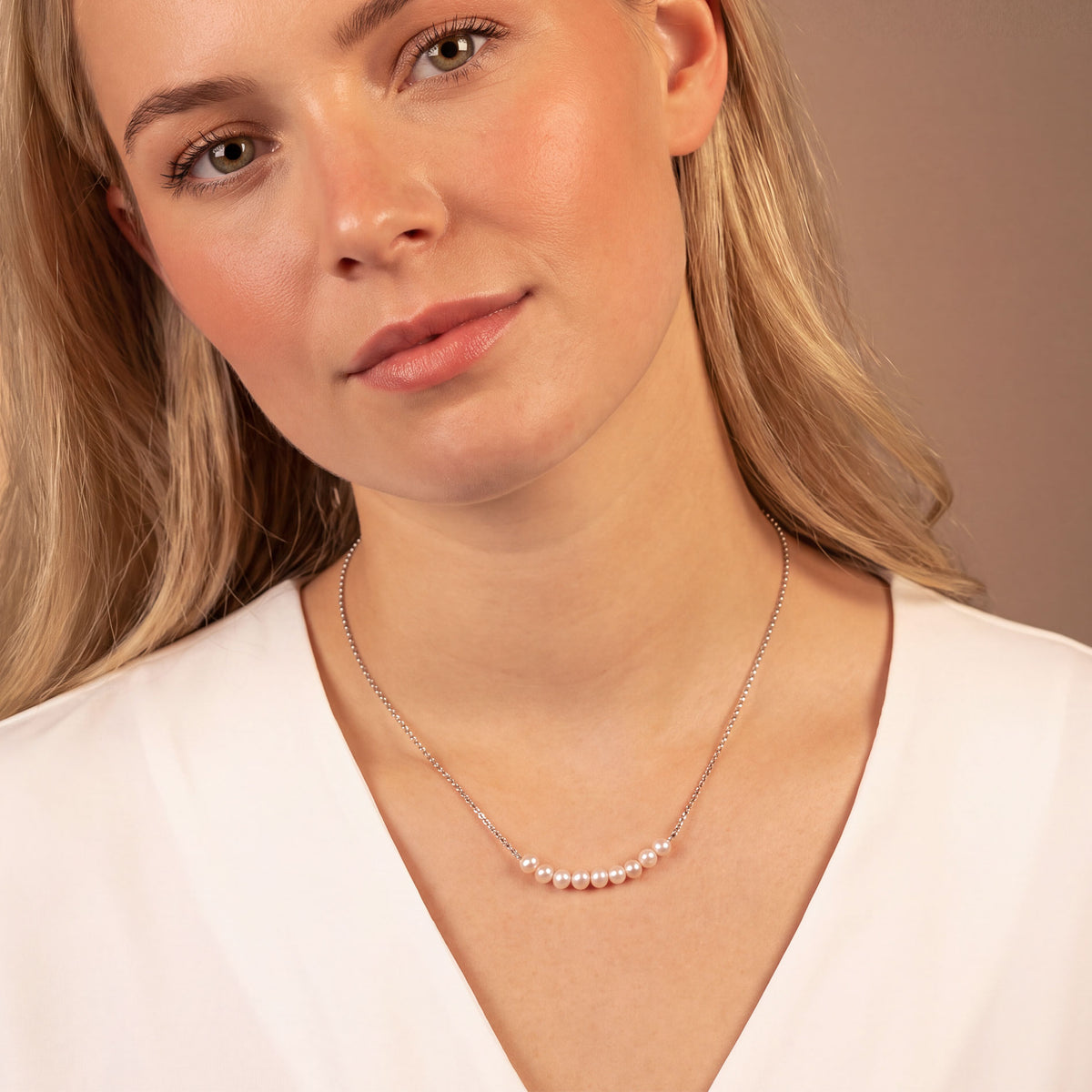 Simple Pearl Strand Necklace - Nine Pearls