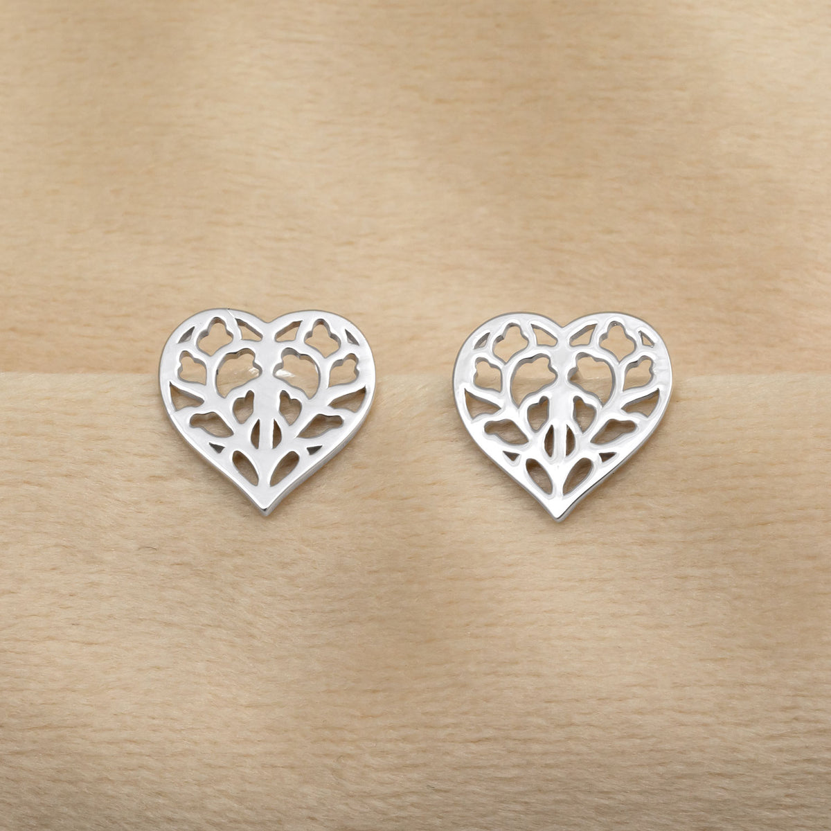 Silver Detailed Heart of Yorkshire Studs