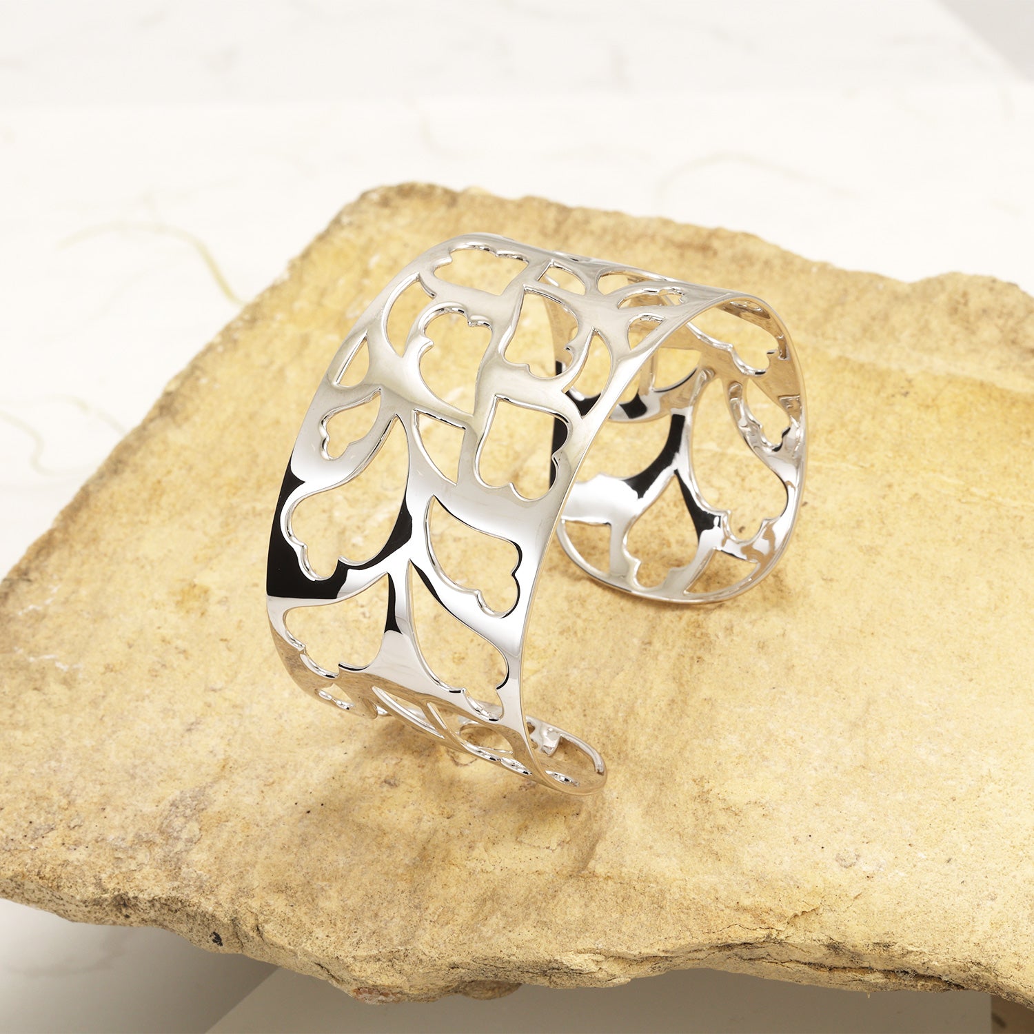 Silver Heart of Yorkshire Detailed Cuff Bangle