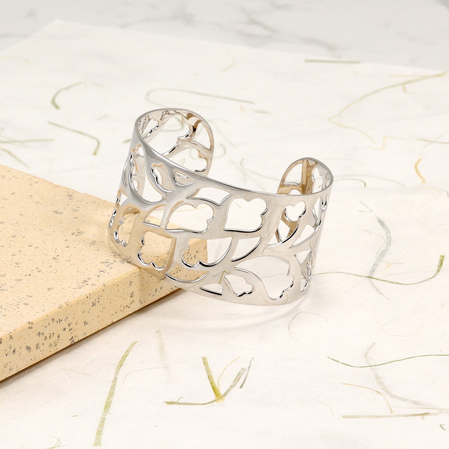 Silver Heart of Yorkshire Detailed Cuff Bangle