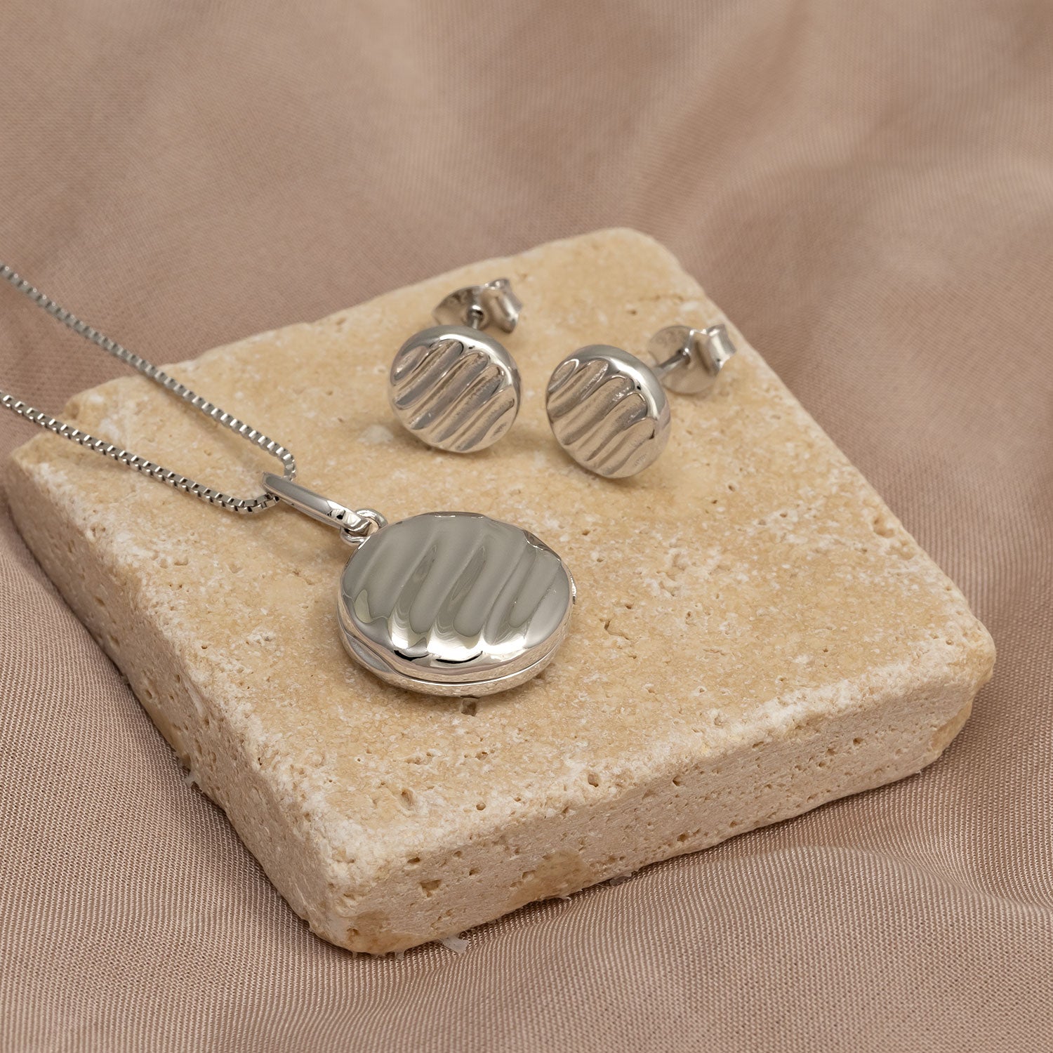 Sterling Silver Polished Twist Elements Locket Pendant