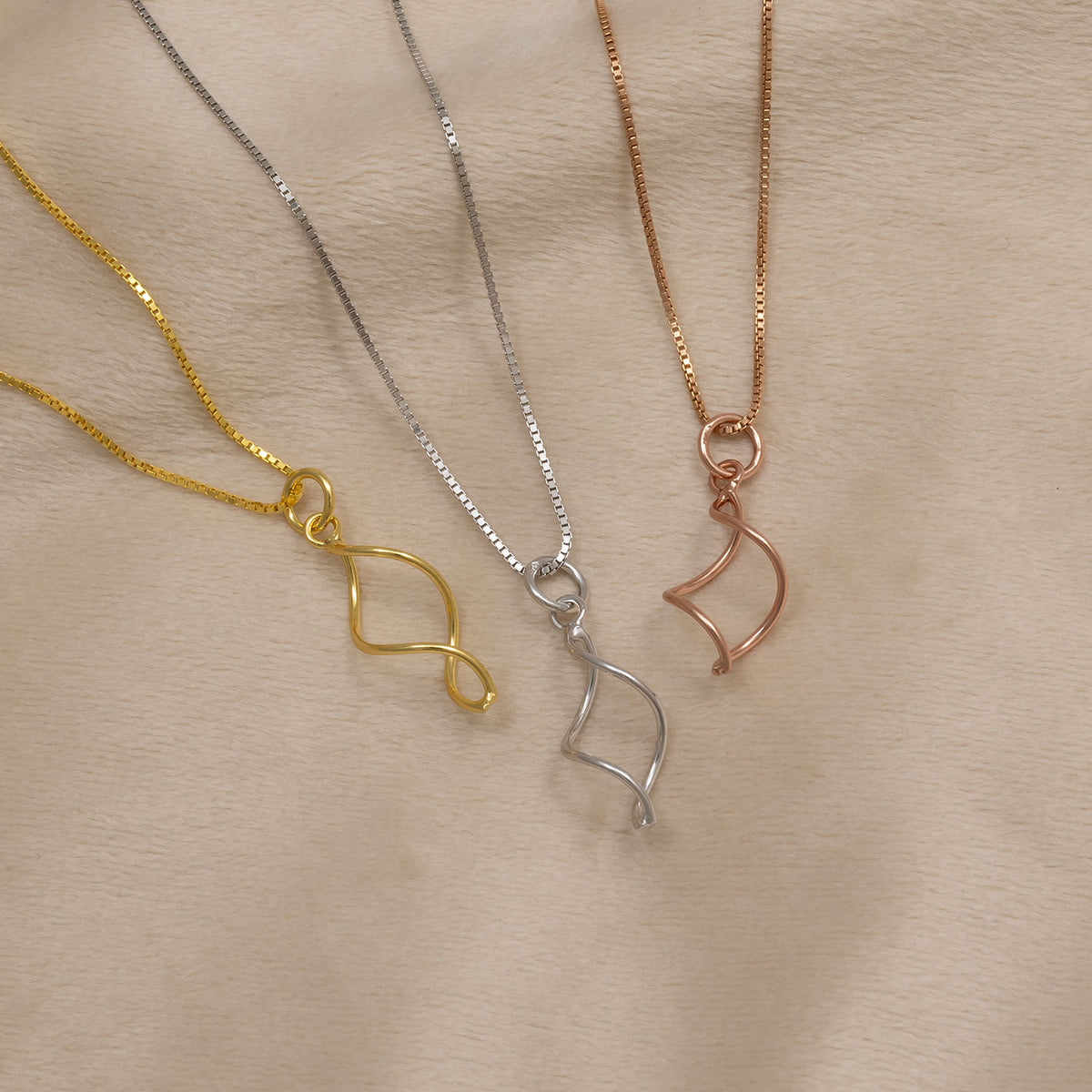 Simple Twist Pendant - Rose Gold Vermeil