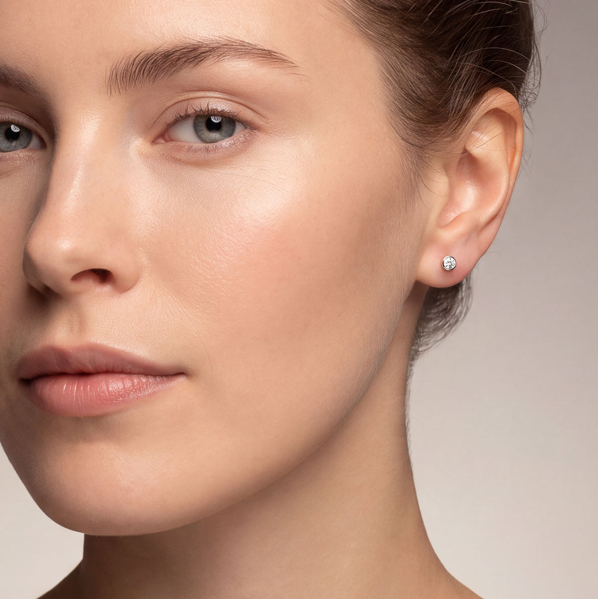 Sterling Silver Brilliant Cut Stone Set Stud Earrings - 3mm Clear