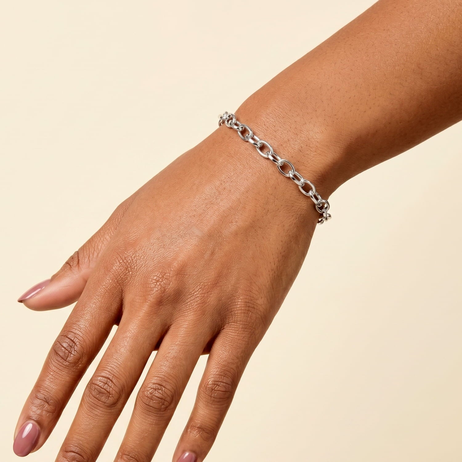 Classic and elegant sterling silver belcher chain bracelet modelled on the wrist.