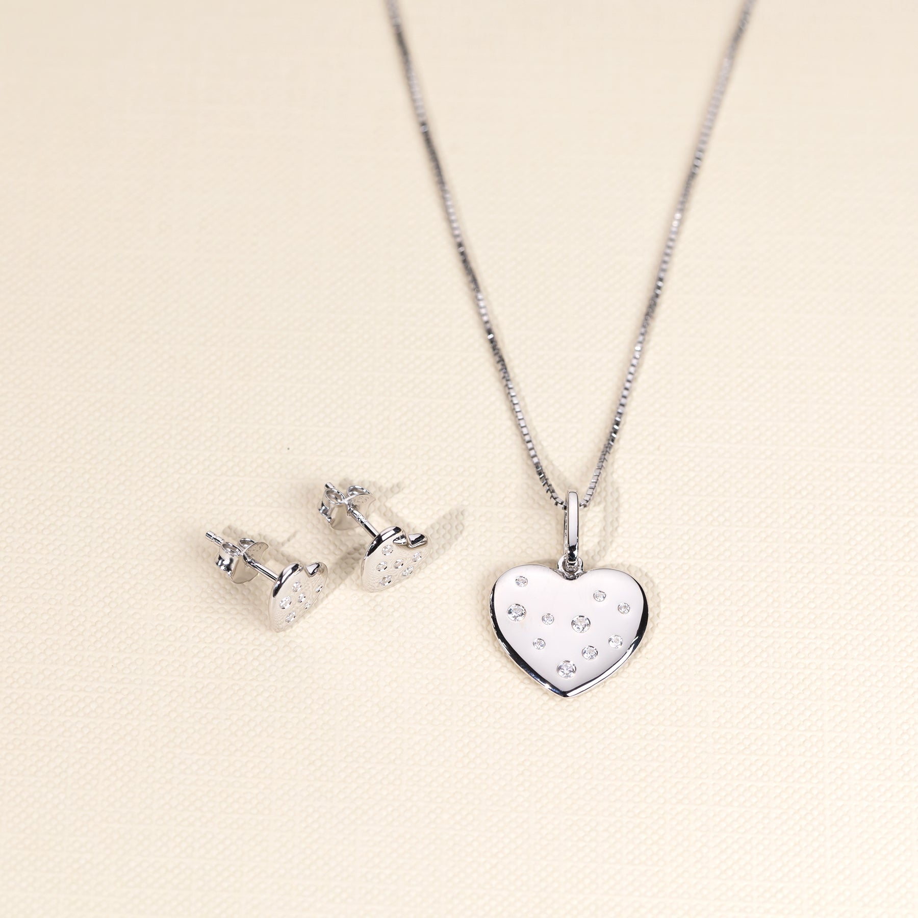 Sterling Silver Scattered Stones Heart Pendant