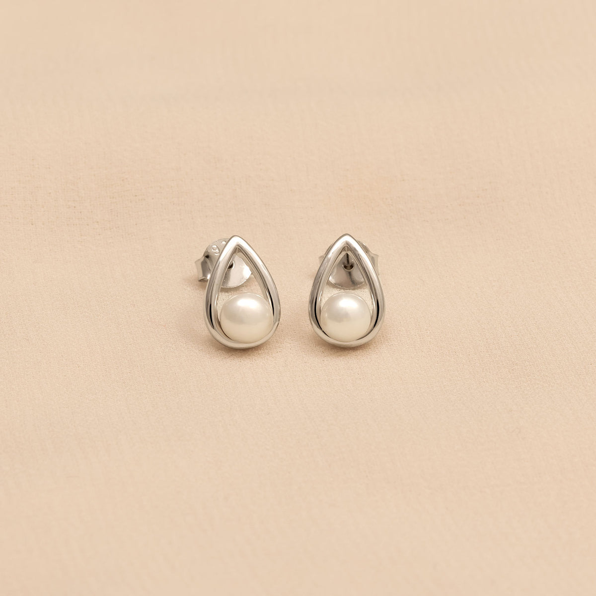 Silver and Freshwater Pearl Teardrop Stud Earring