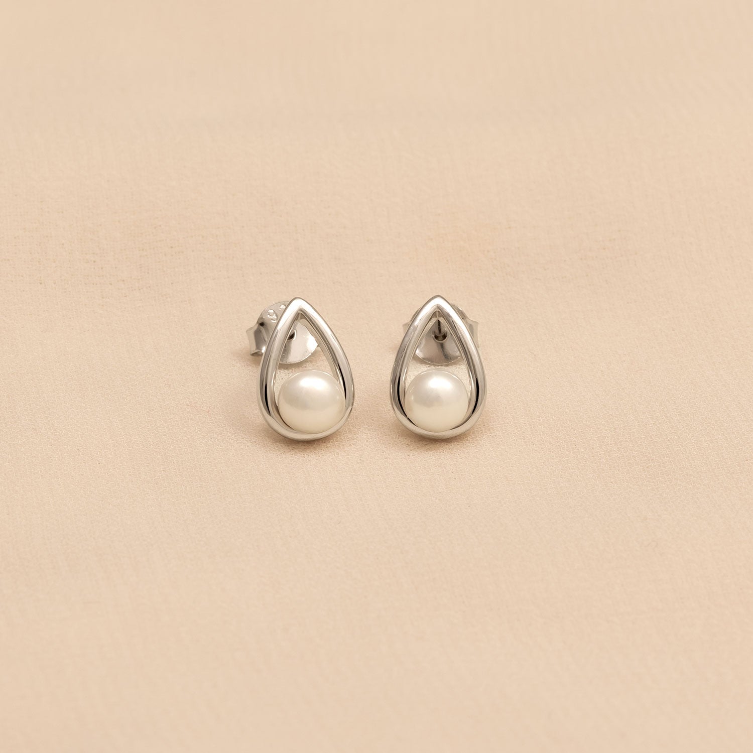 Silver and Freshwater Pearl Teardrop Stud Earring