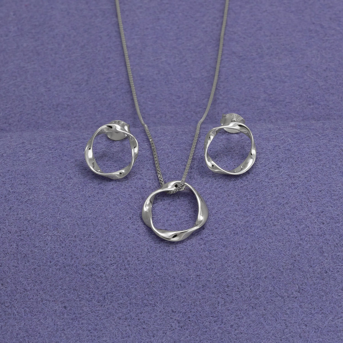 Silver Twisting Circle Stud Earrings