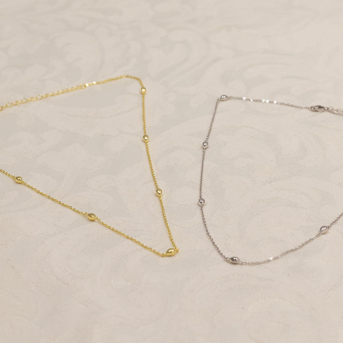 Cloudburst Scattered Raindrops Necklace