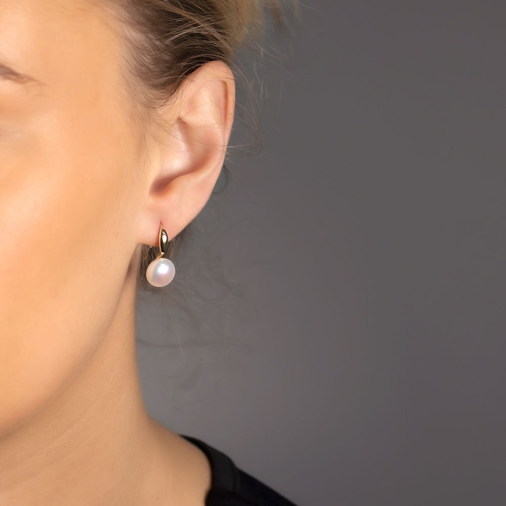 9 Carat Gold & Freshwater Pearl Drop Earring