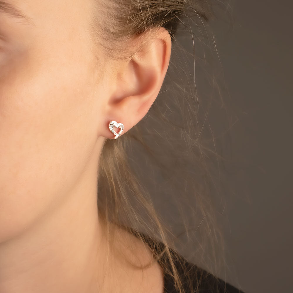 Tiffany Elsa Peretti Open Heart Earrings 18k Gold Drop Clip On Omega B –  Jewelryauthority