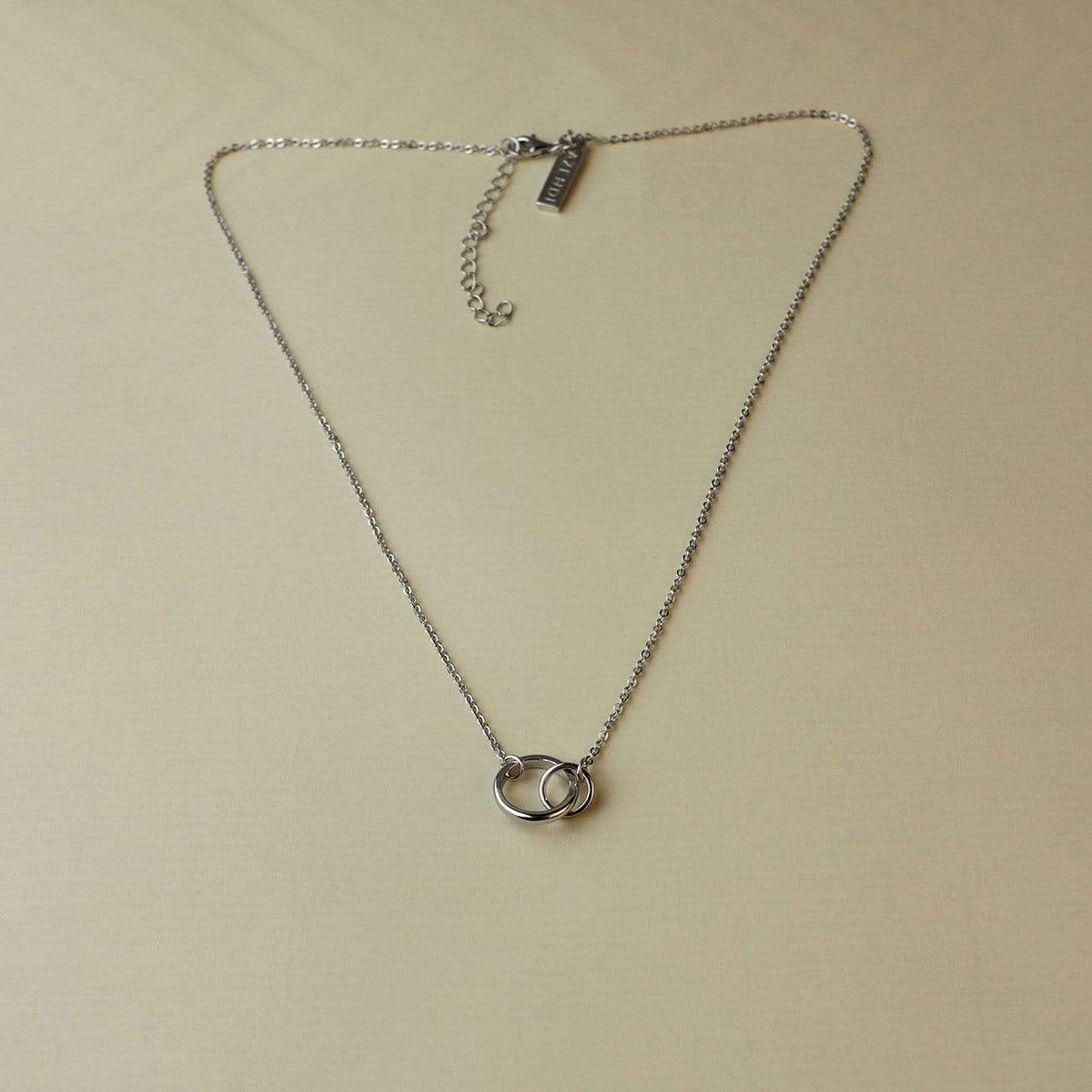 Interlocking Circles Necklace