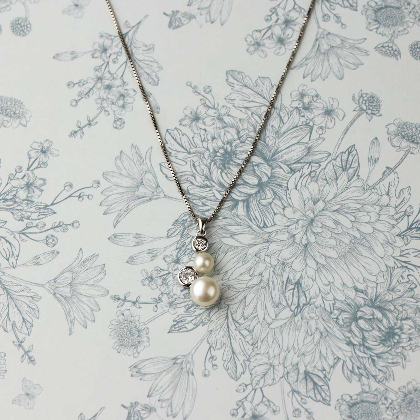 Silver Freshwater Pearl Cluster Pendant